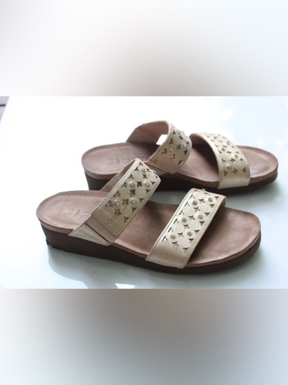 Naot wedge sandals